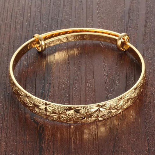 Diamond-Cut Star Bracelet